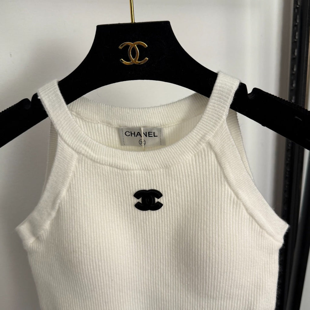 CHANEL 25S HALTER NECK TOP 556
