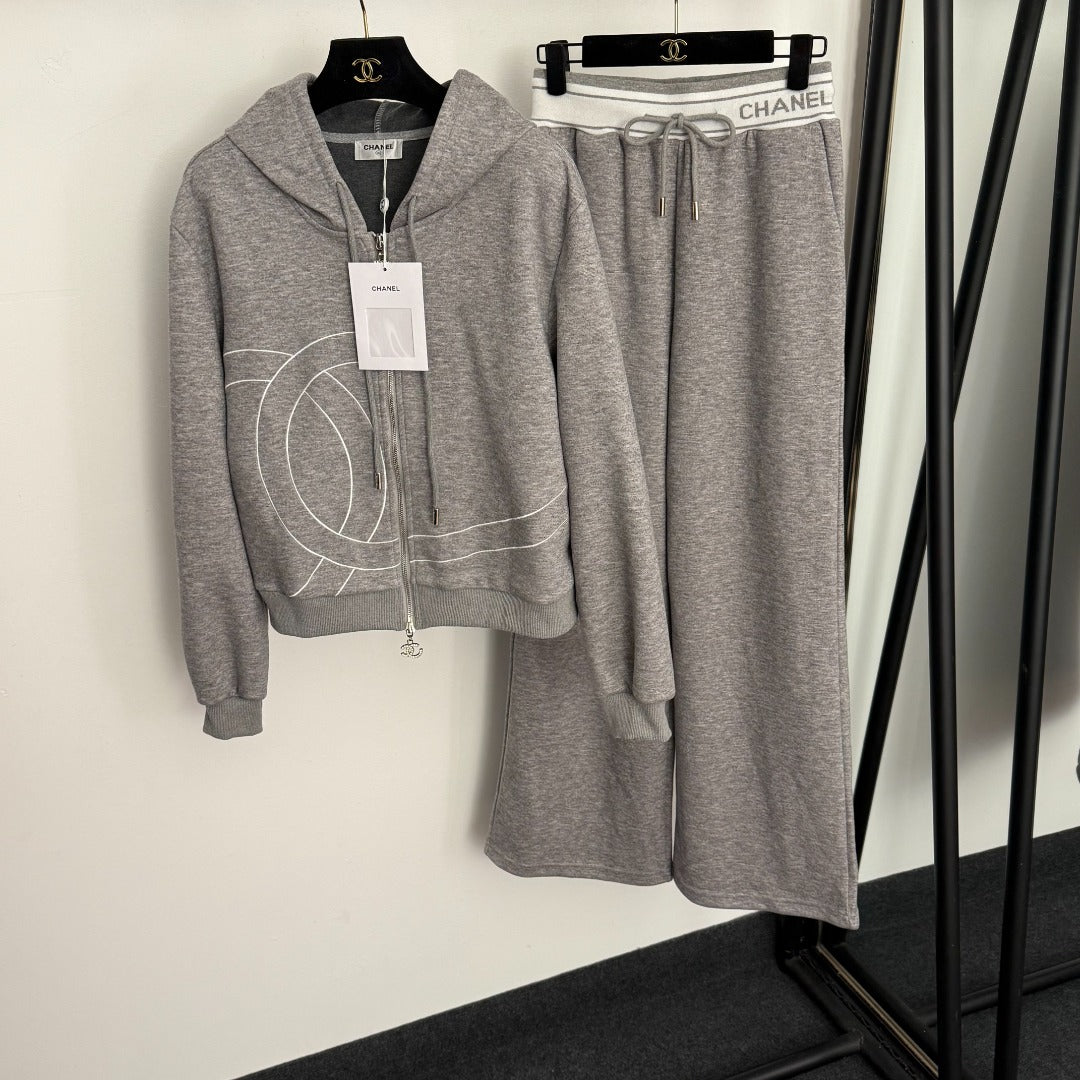 CHANEL 26S SPORTSWEAR SET 756