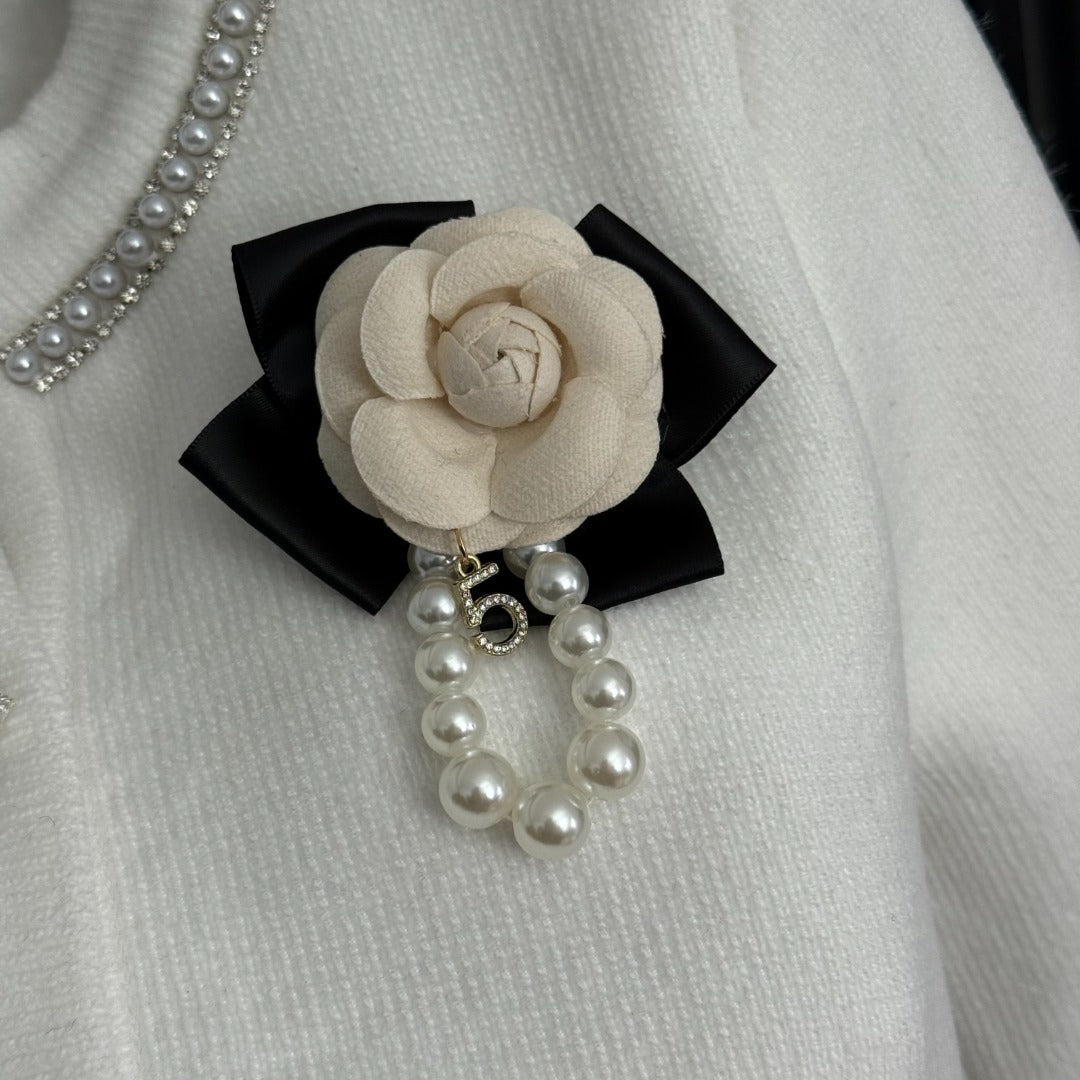 CHANEL 26S TWO-PIECE DRESS SET 833