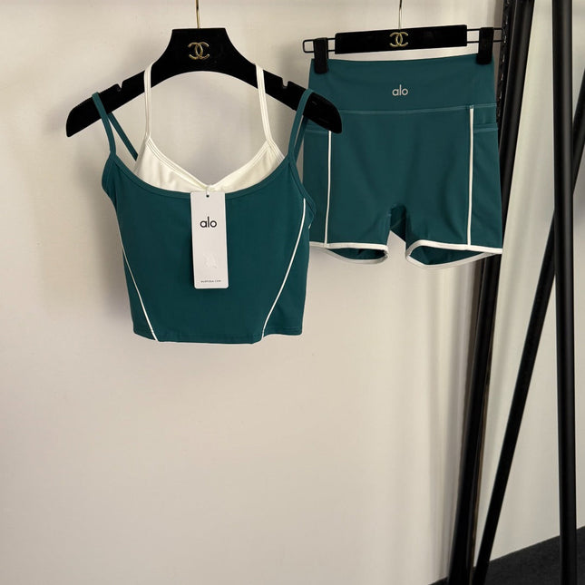 ALO 26S CAMI TOP & BIKER SHORTS SET 215