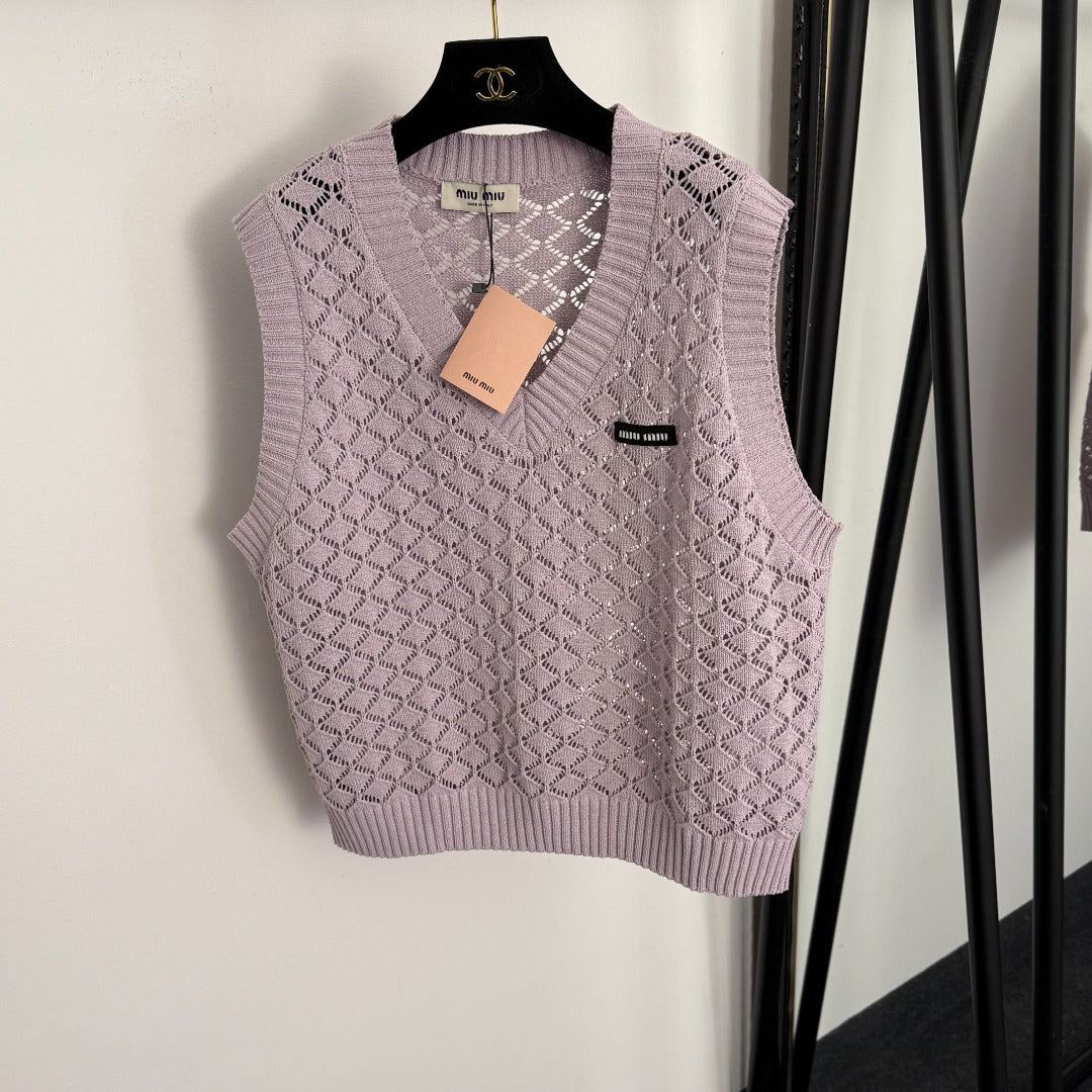 MIUMIU 26S HOLLOW OUT V-NECK VEST 1013