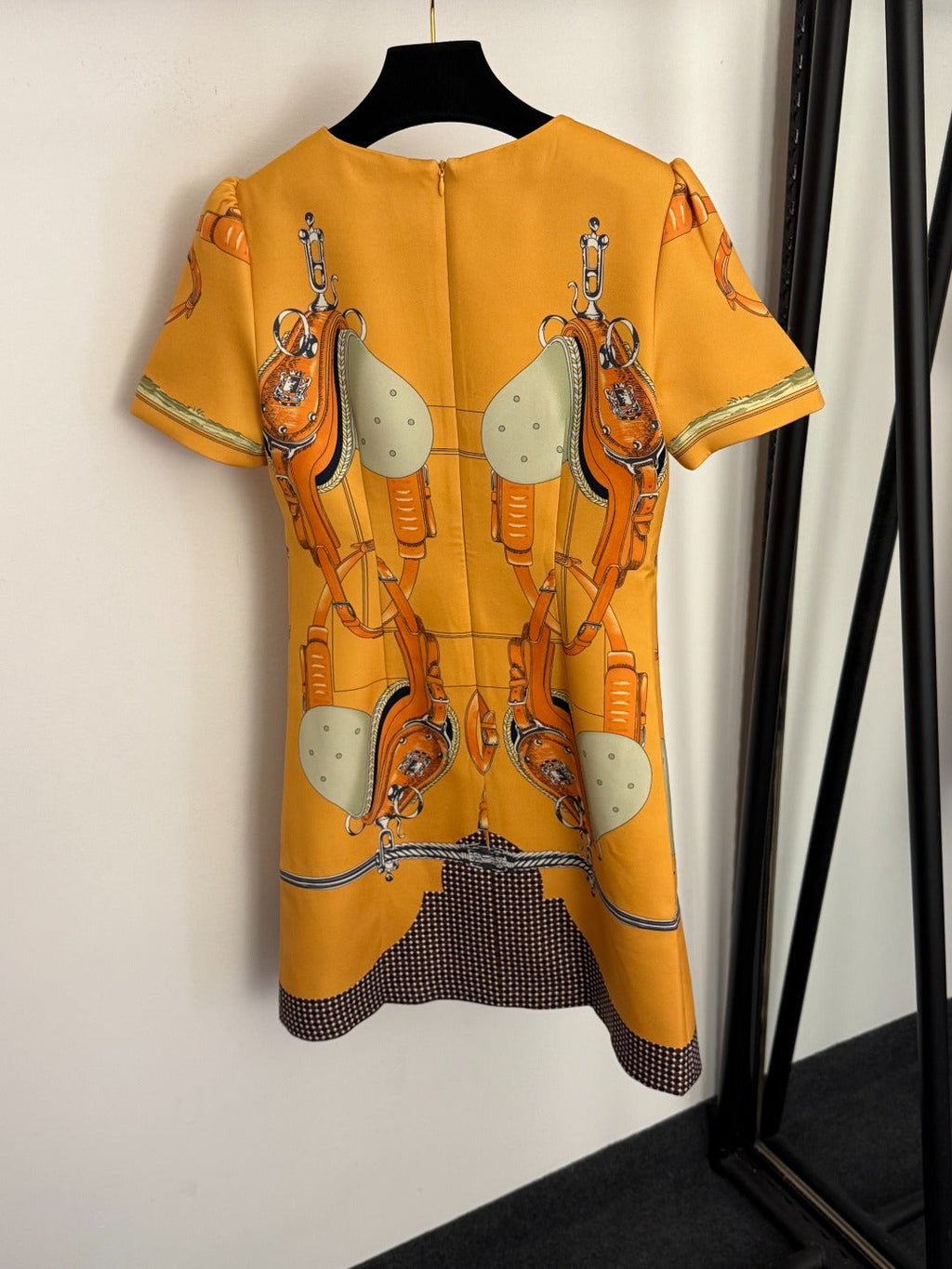 HERMES 26S SHORT SLEEVED DRESS 527
