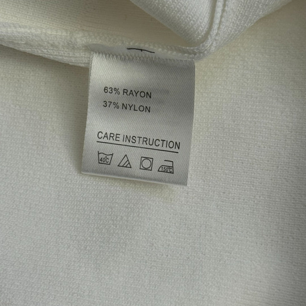 CHANEL 26S SHORT-SLEEVE SWEATER 995