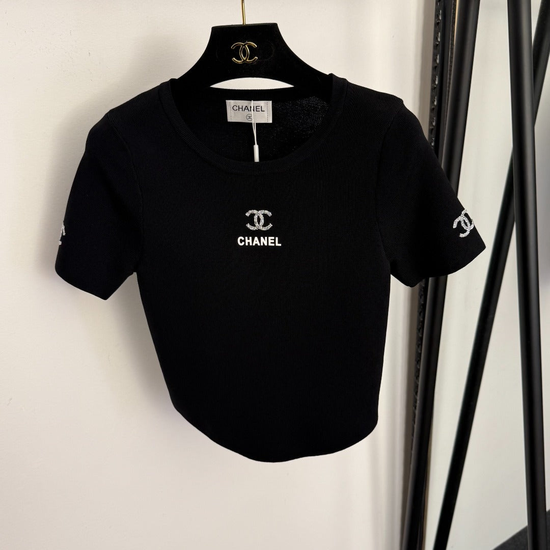 CHANEL 26S SHORT-SLEEVE SWEATER 992