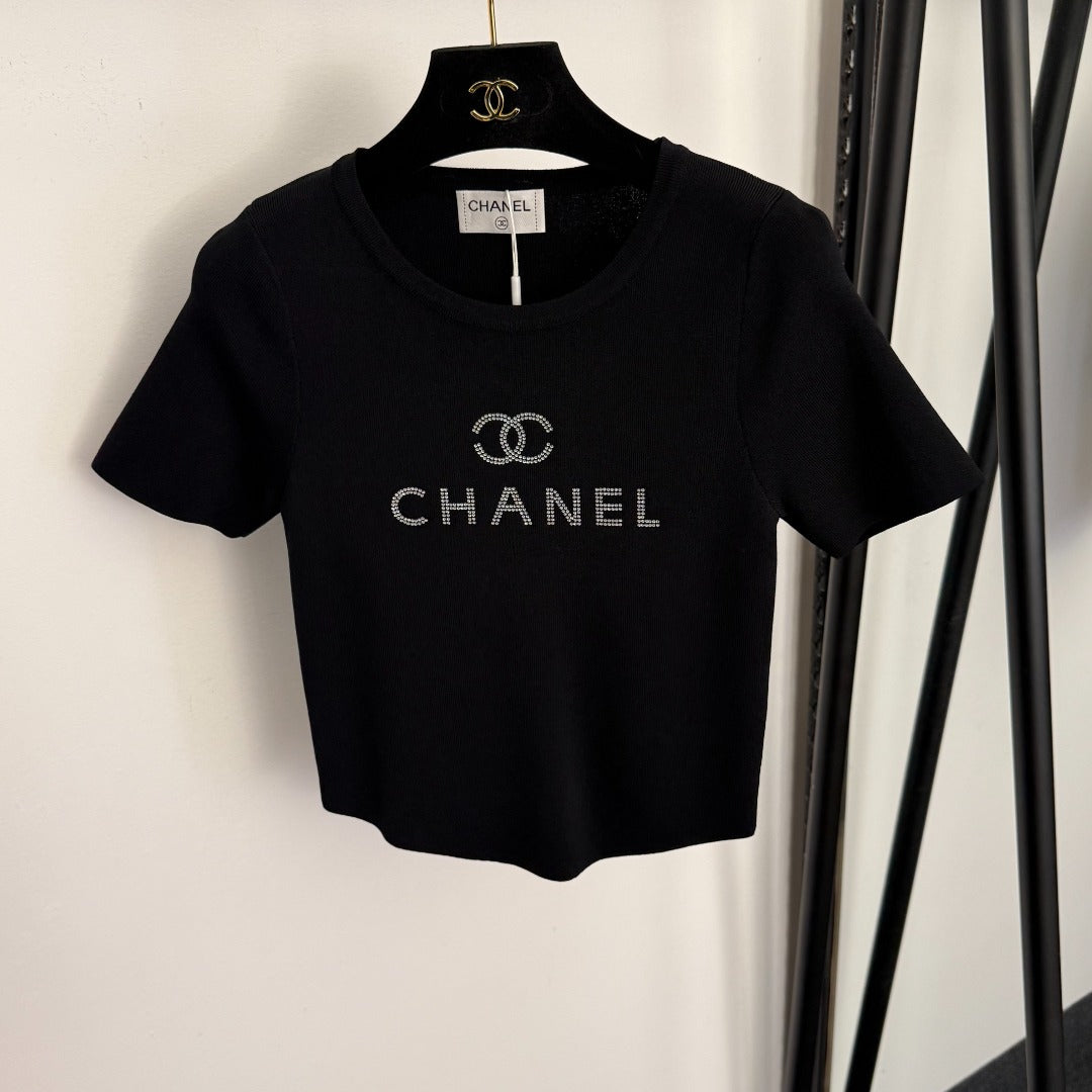 CHANEL 26S SHORT-SLEEVE SWEATER 990