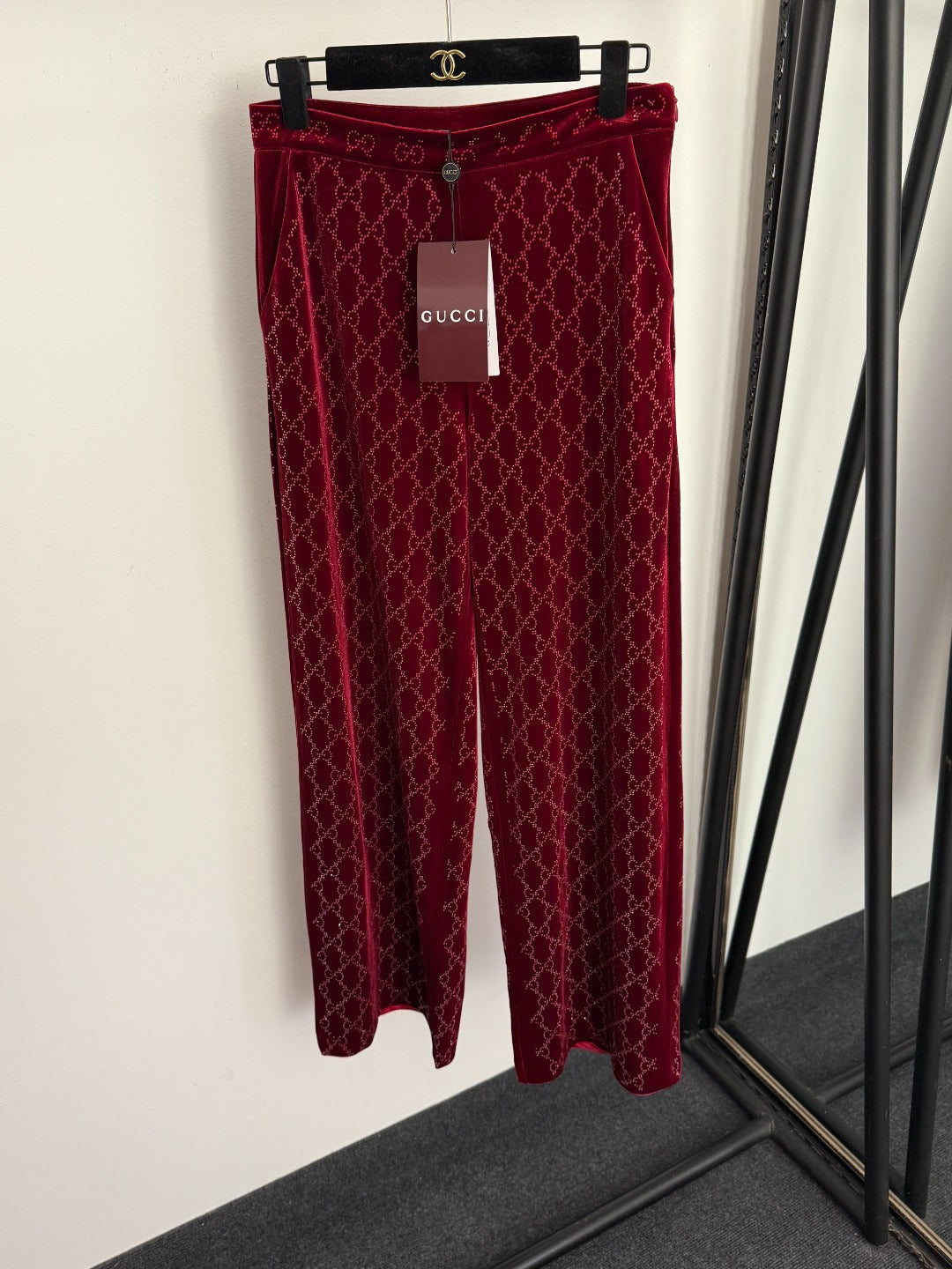 GUCCI 26S EMBELLISHED VELVET PANTS 97