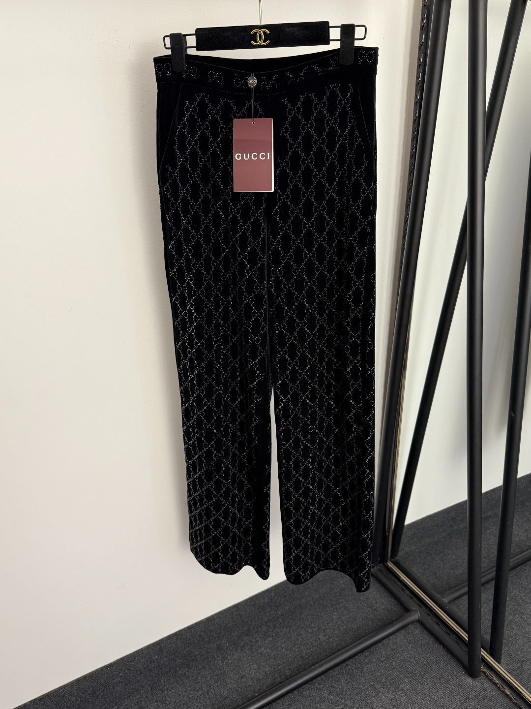 GUCCI 26S EMBELLISHED VELVET PANTS 98