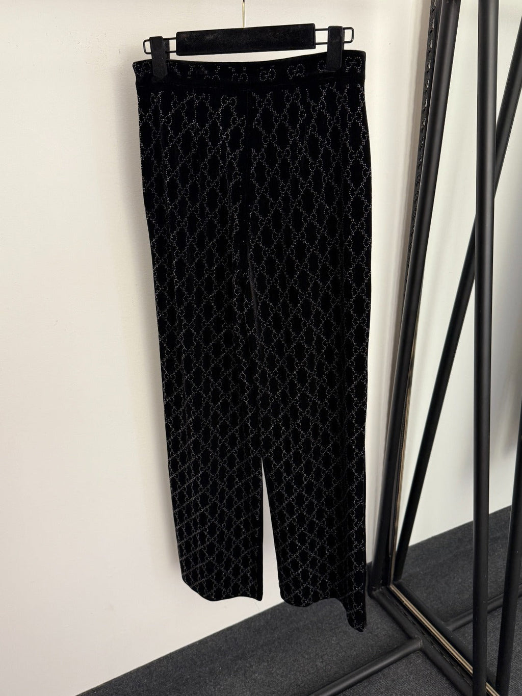 GUCCI 26S EMBELLISHED VELVET PANTS 98