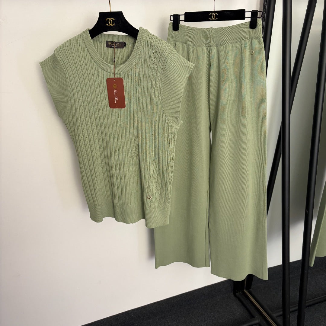LORO PIANA 26S KNITTED SET 637