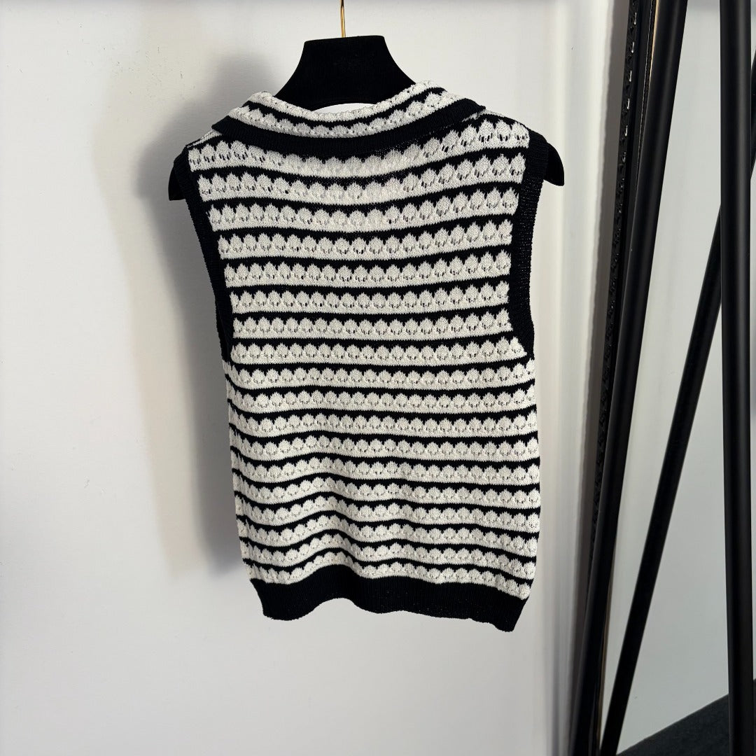 CELINE 26S LACE COLLAR KNIT VEST 134