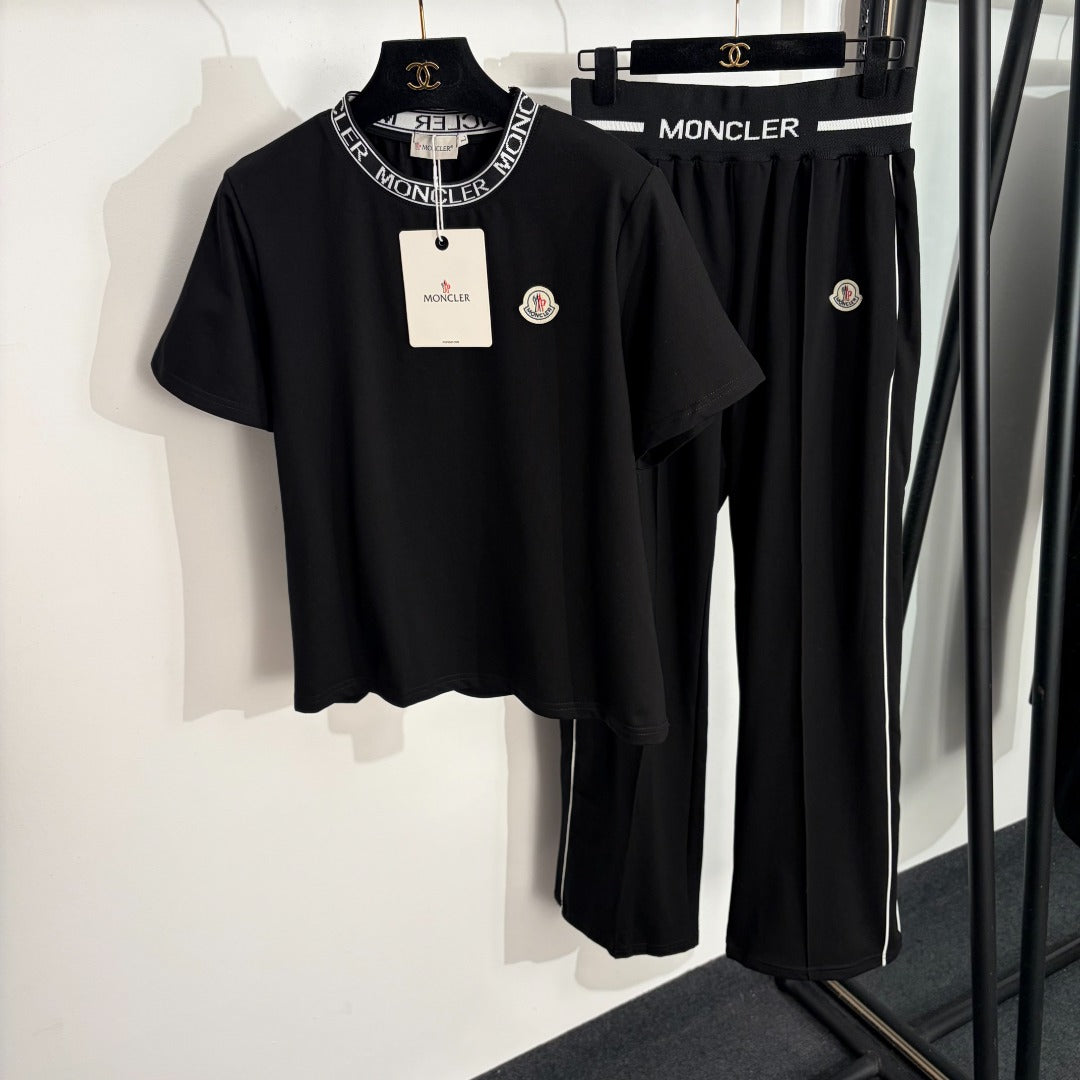 MONCLER 26S SPORTS SET 634