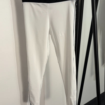 ALO 26S CAMI TOP & HIGH-WAIST LEGGINGS SET 240
