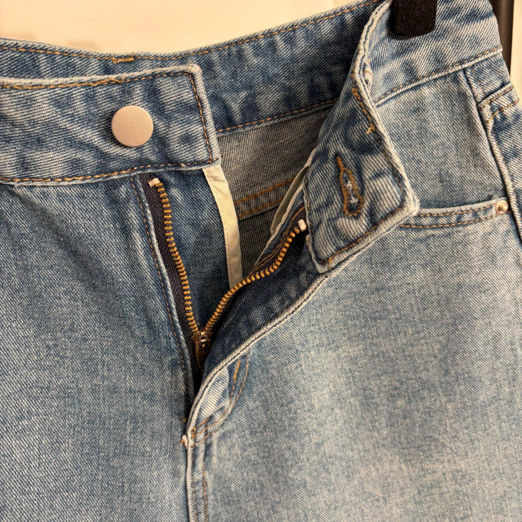 LOEWE 26S DENIM SHORTS 504