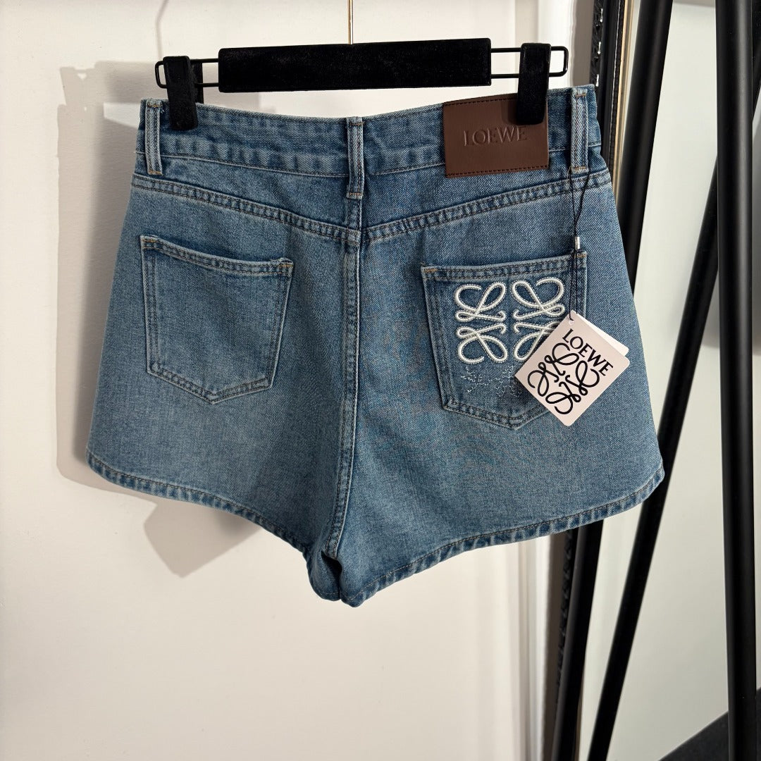LOEWE 26S DENIM SHORTS 504