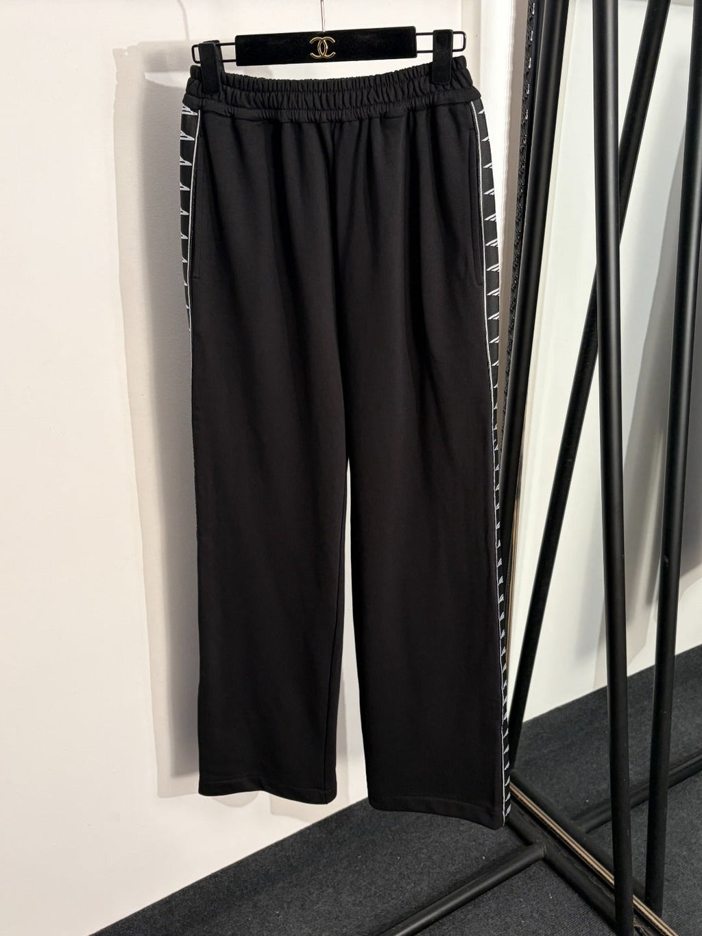 BALENCIAGA 26S STRAIGHT LEG PANTS 072