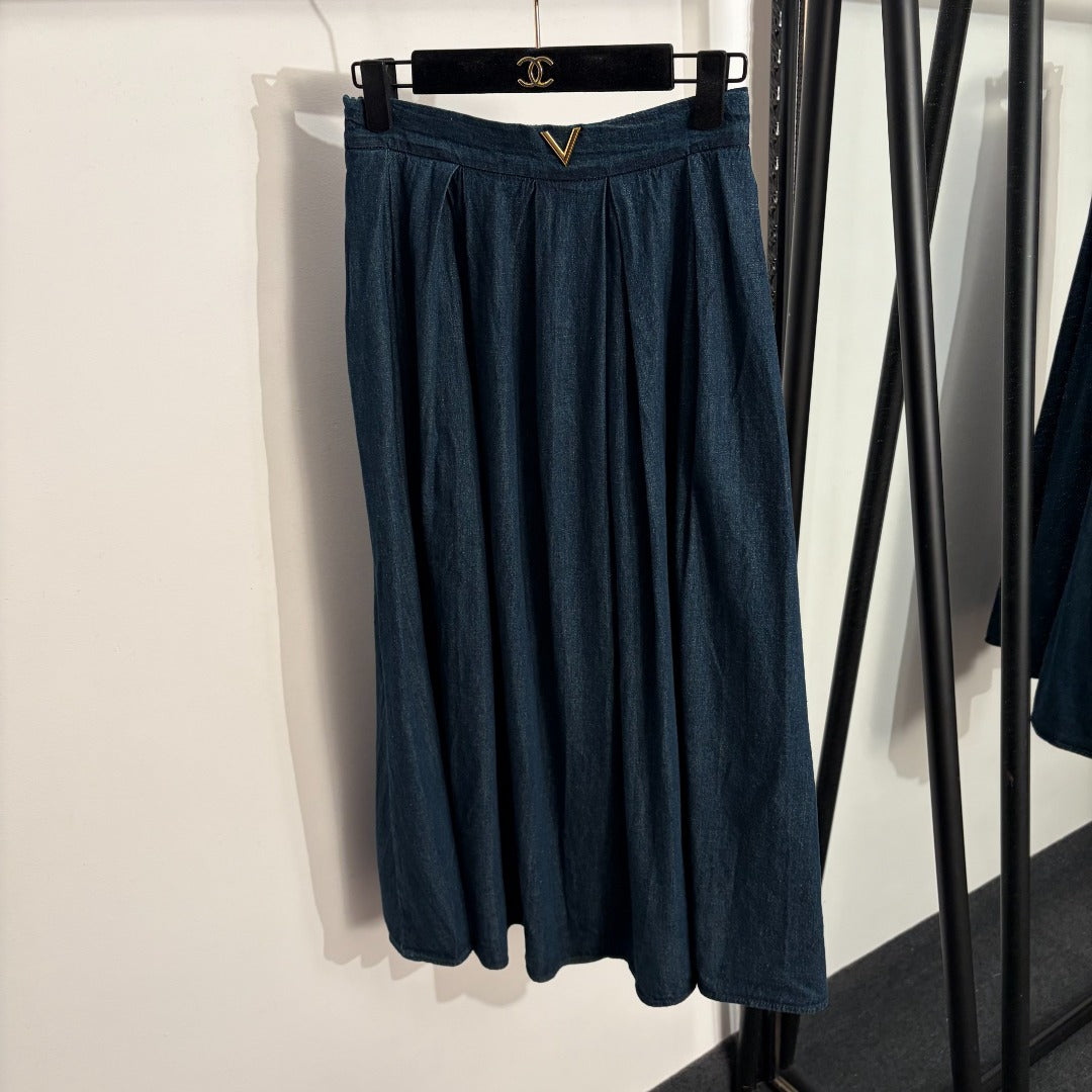 VALENTINO 26S SHIRT AND SKIRT SET 118