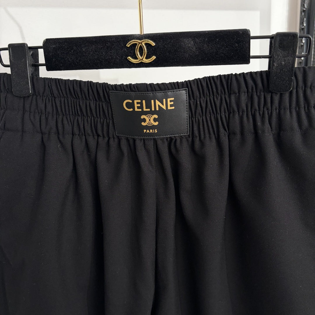 CELINE 26S ELASTIC WAIST SHORTS 426