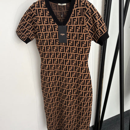 FENDI 26S SHORT-SLEEVE KNIT DRESS 312