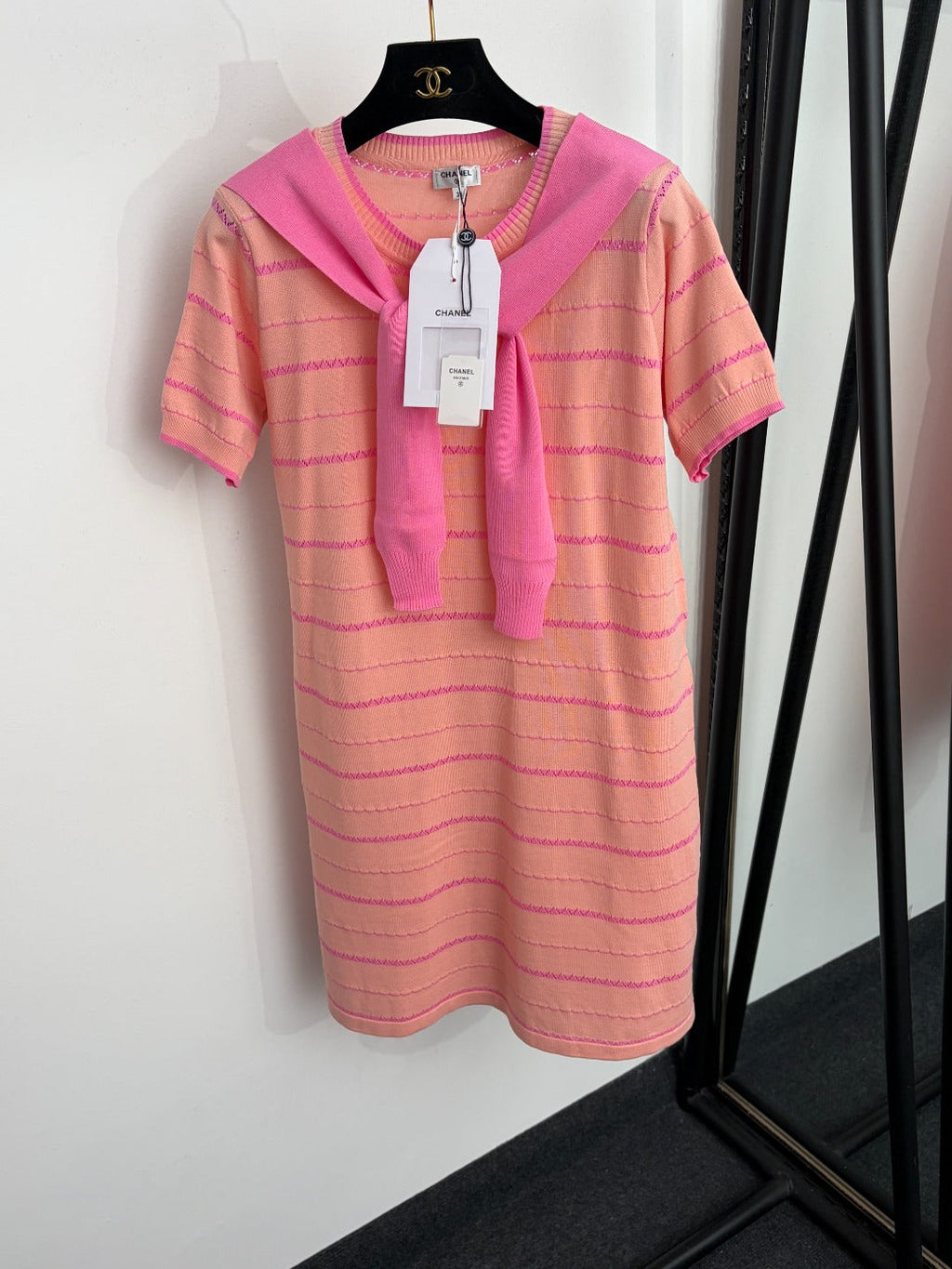 CHANEL 26S STRIPED KNIT SHORT-SLEEVE DRESS 1371