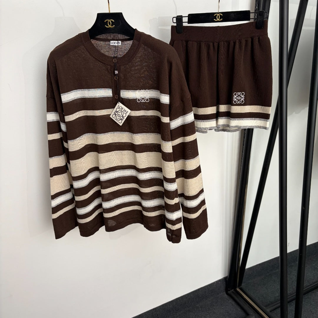 LOEWE 26S STRIPED KNIT CARDIGAN AND SHORTS SET 556