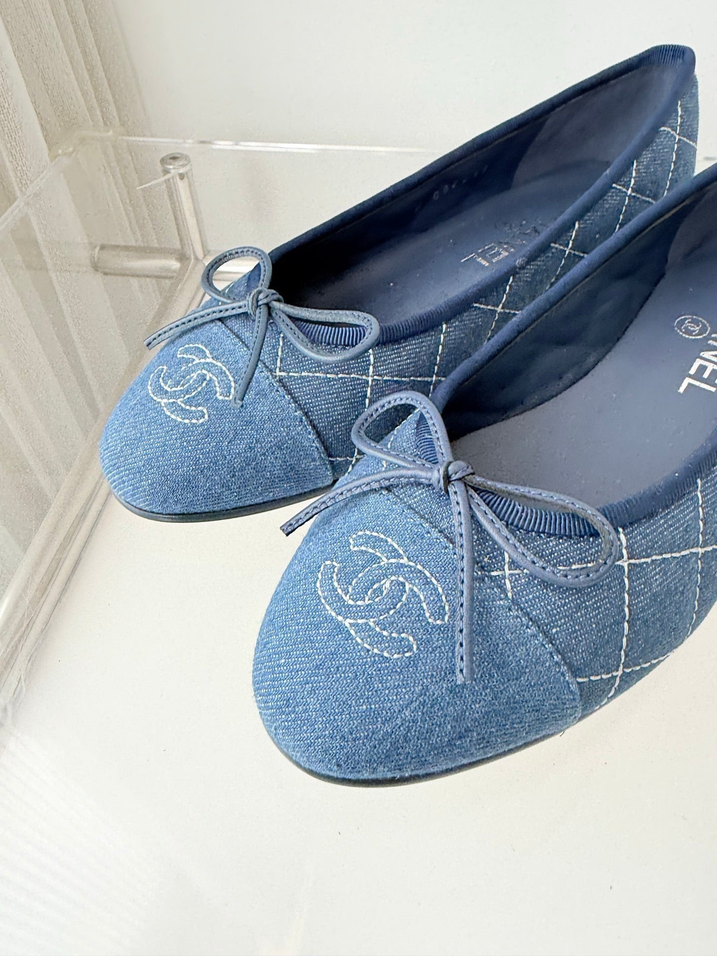 CHANEL 26S BALLET FLATS IN BLUE DENIM WITH BOW