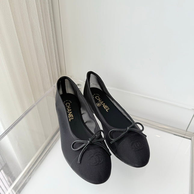 CHANEL 26S BALLET FLATS IN BLACK MESH TOE CAP AND BOW