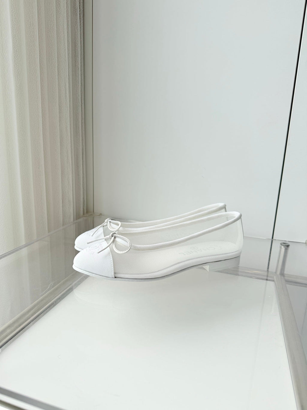 CHANEL 26S BALLET FLATS IN WHITE MESH TOE CAP AND BOW