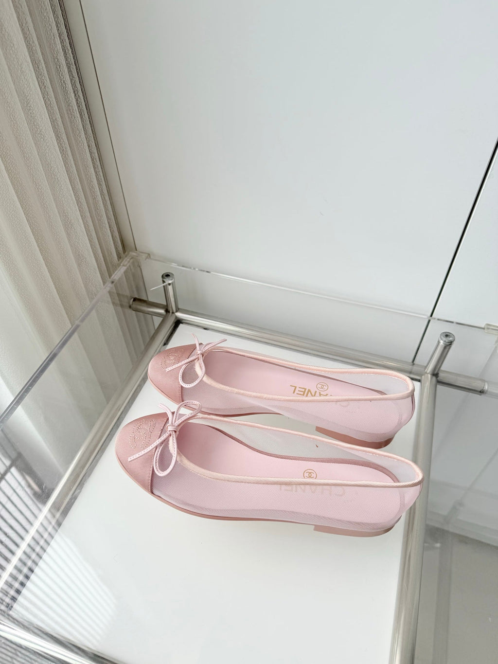 CHANEL 26S BALLET FLATS IN LIGHT PINK MESH TOE CAP AND BOW