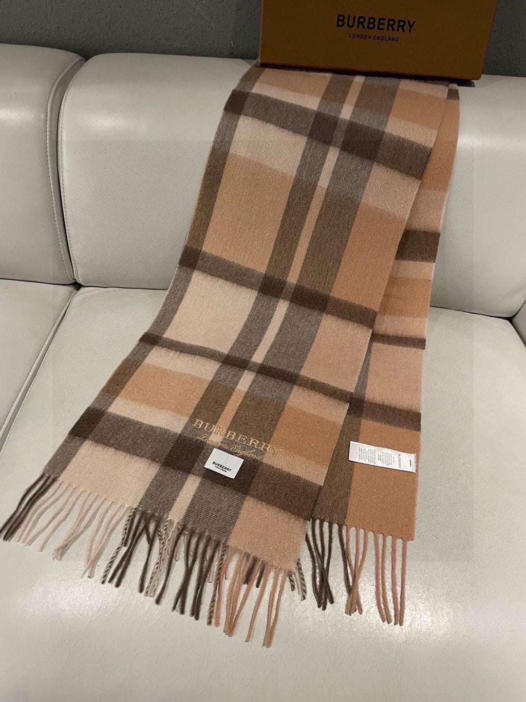 BURBERRY 26S SCARF 180CM IN CASHMERE 159011
