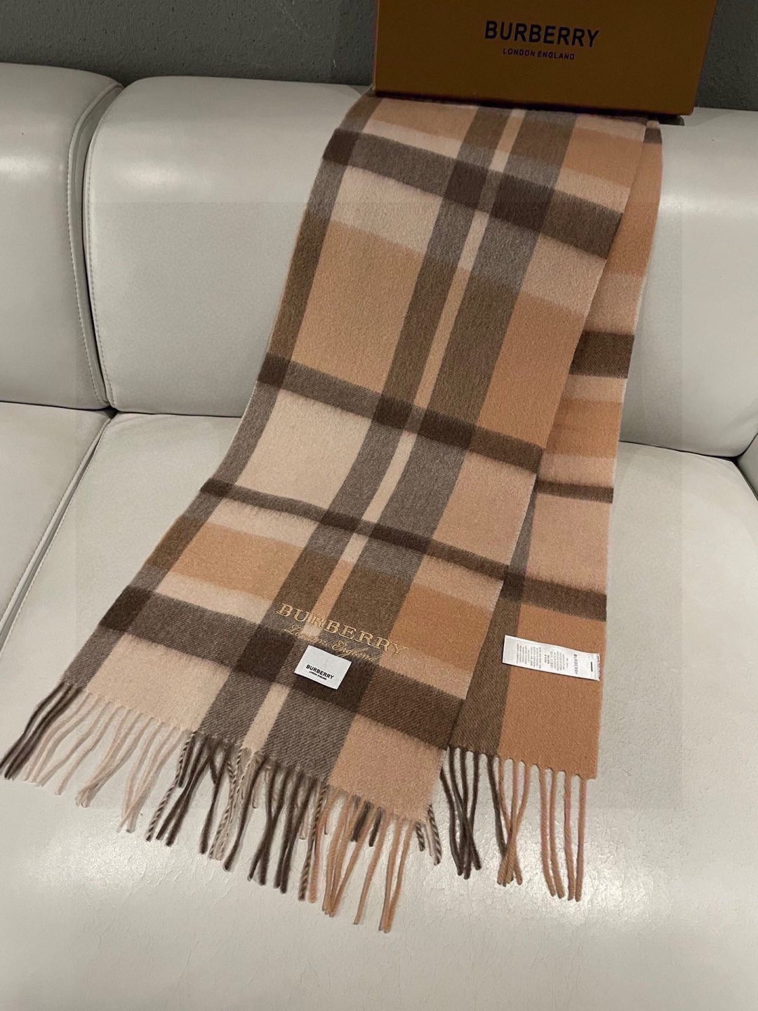 BURBERRY 26S SCARF 180CM IN CASHMERE 159011