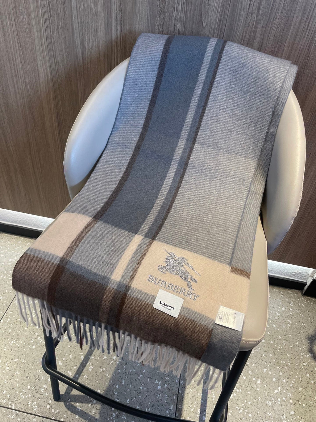 BURBERRY 26S SCARF 180CM IN CASHMERE 160447