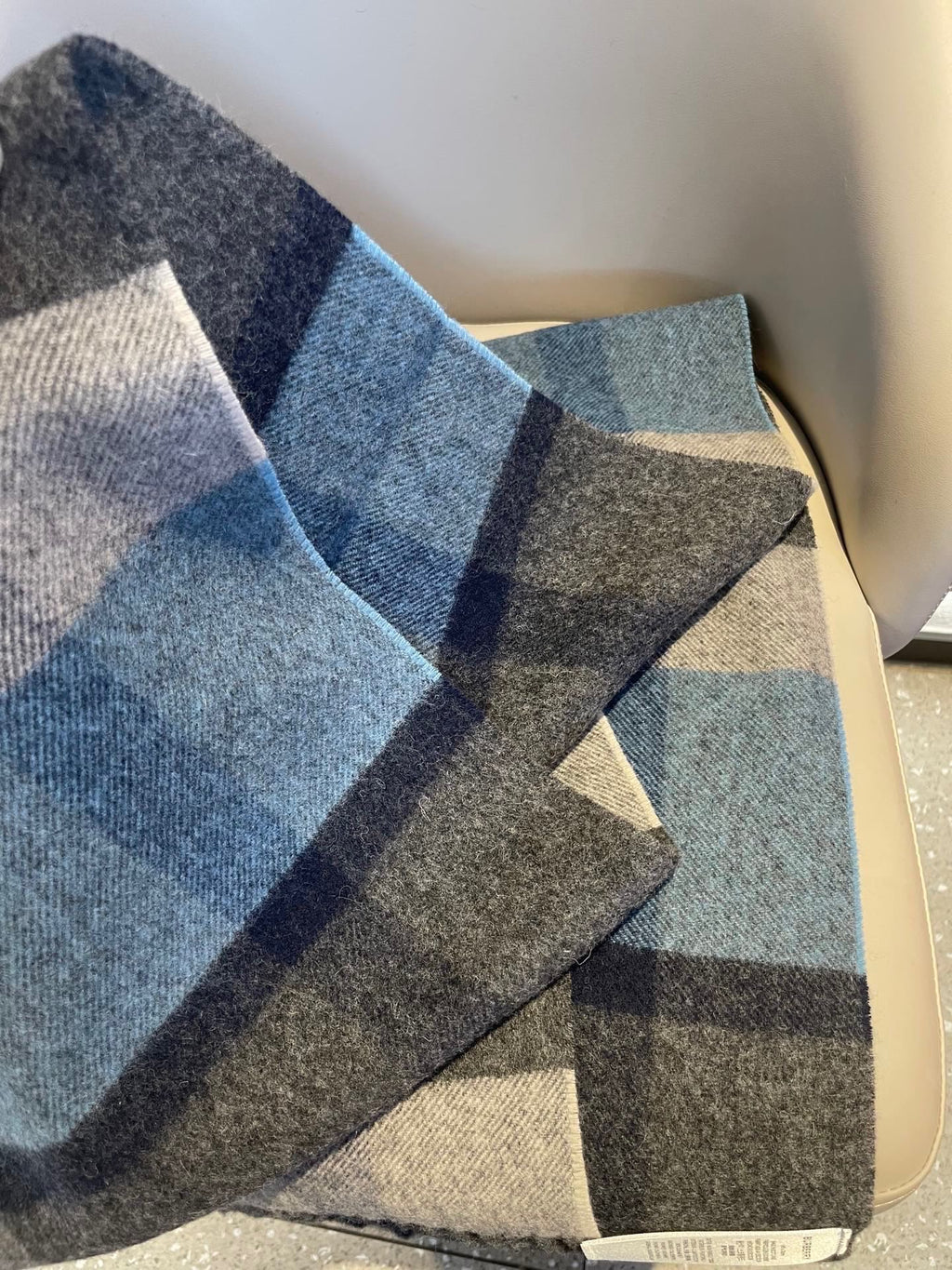 BURBERRY 26S SCARF 180CM IN CASHMERE 160449
