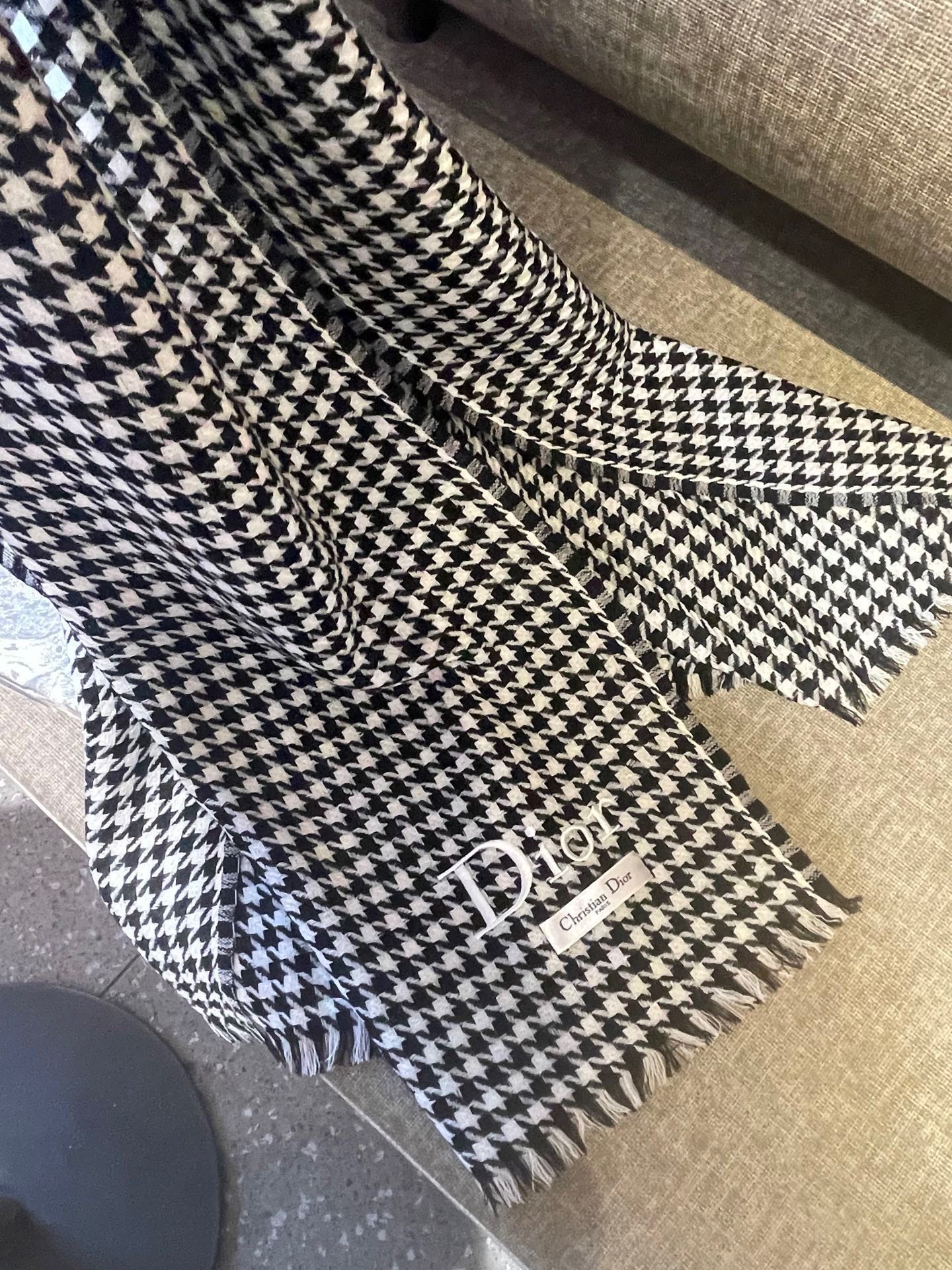 DIOR 26S SCARF 200CM IN CASHMERE 163805