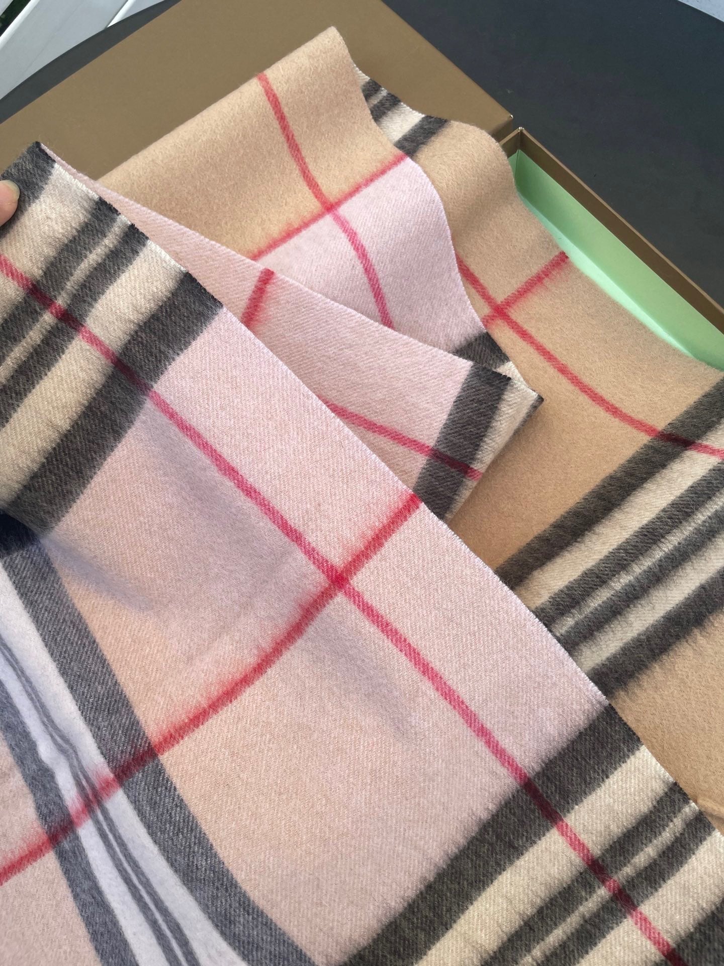 BURBERRY 26S SCARF 168CM IN CASHMERE 163807