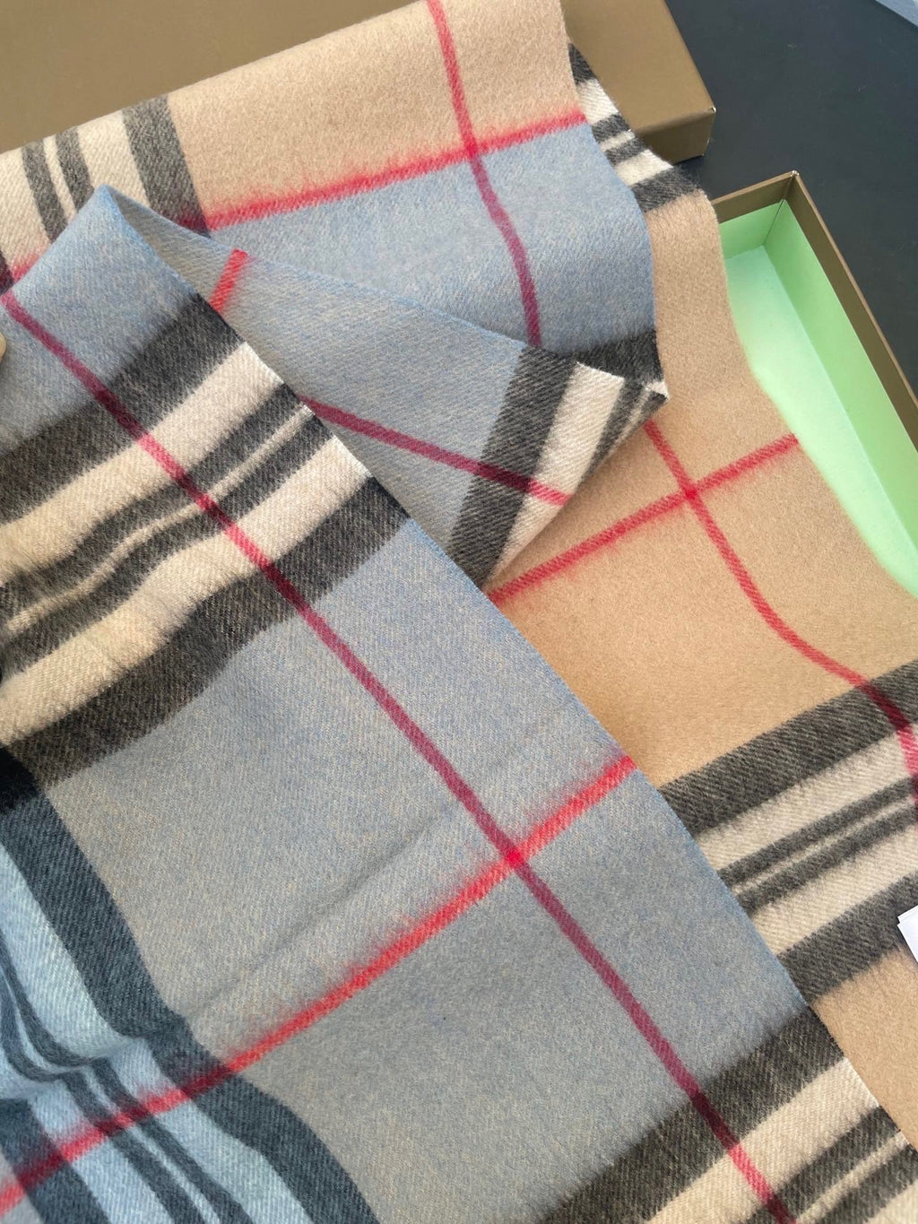 BURBERRY 26S SCARF 168CM IN CASHMERE 163808