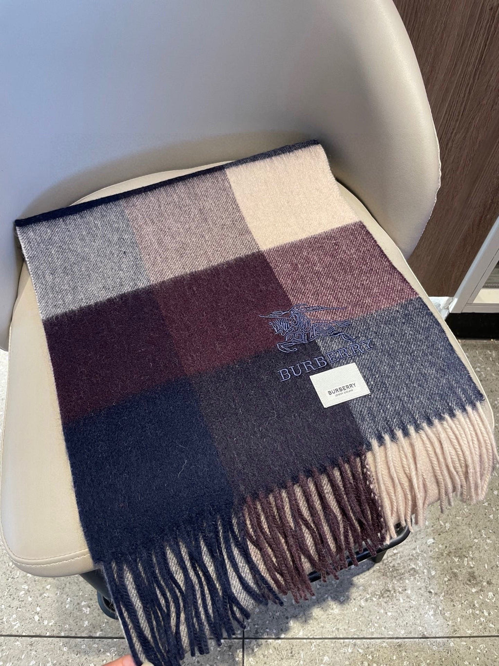 BURBERRY 26S SCARF 180CM IN CASHMERE 163812