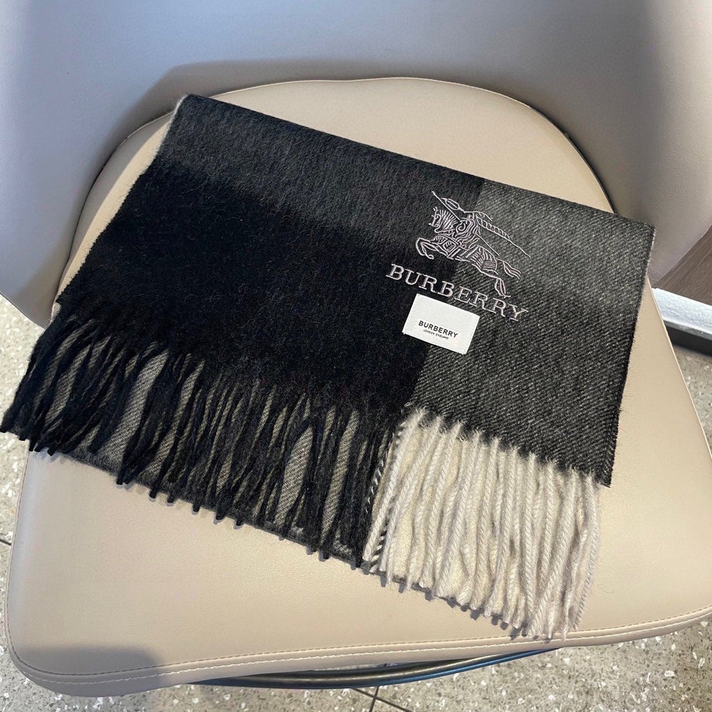 BURBERRY 26S SCARF 180CM IN CASHMERE 163813