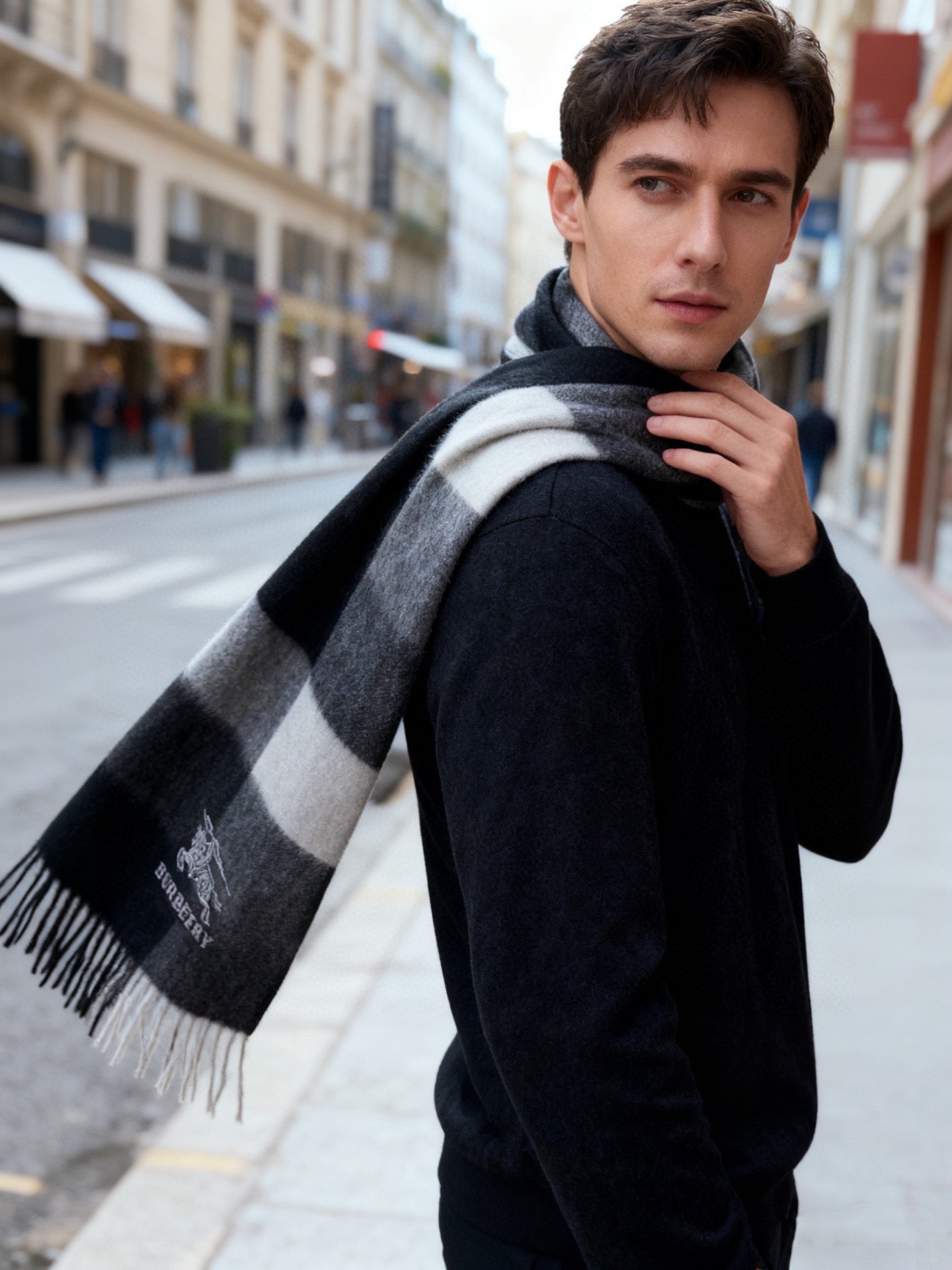 BURBERRY 26S SCARF 180CM IN CASHMERE 163813