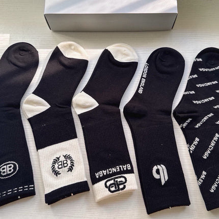BALENCIAGA 26S CREW SOCKS 293236 (1 BOX)