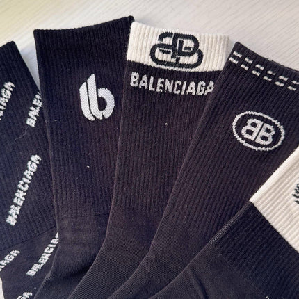 BALENCIAGA 26S CREW SOCKS 293236 (1 BOX)
