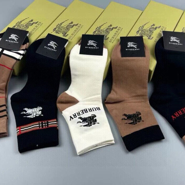 BURBERRY 26S ANKLE SOCKS 367191 (1 BOX)