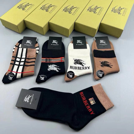 BURBERRY 26S ANKLE SOCKS 412463 (1 BOX)