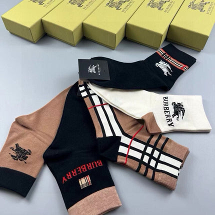 BURBERRY 26S ANKLE SOCKS 412463 (1 BOX)