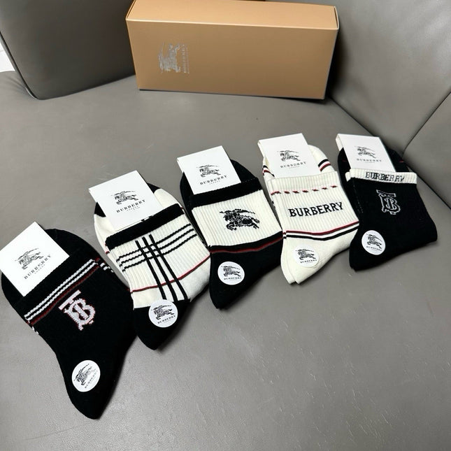 BURBERRY 26S ANKLE SOCKS 413941 (1 BOX)