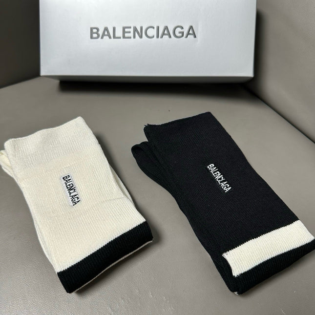 BALENCIAGA 26S CREW SOCKS 417751 (1 BOX)