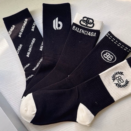 BALENCIAGA 26S CREW SOCKS 423097 (1 BOX)