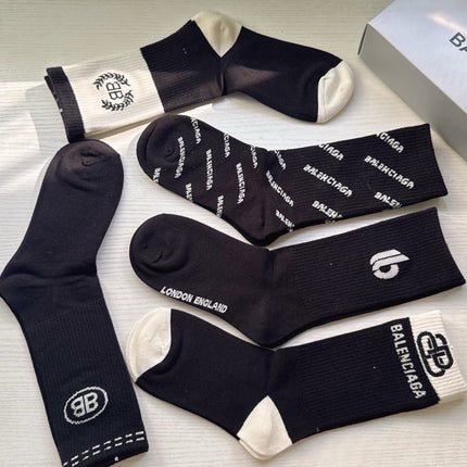 BALENCIAGA 26S CREW SOCKS 423097 (1 BOX)