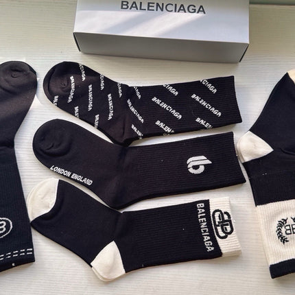 BALENCIAGA 26S CREW SOCKS 423097 (1 BOX)