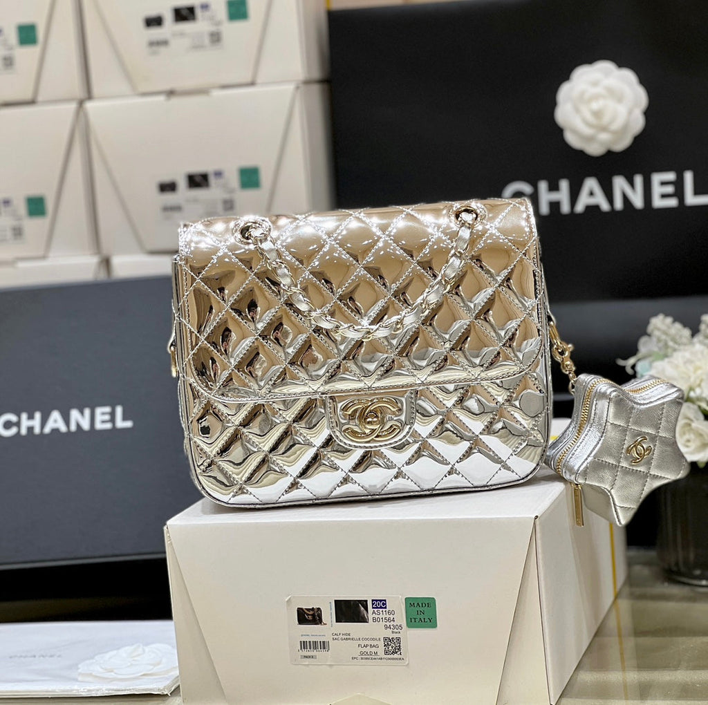 25S CHANEL STAR SILVER 23 IN METALLIC SILVER CALFSKIN