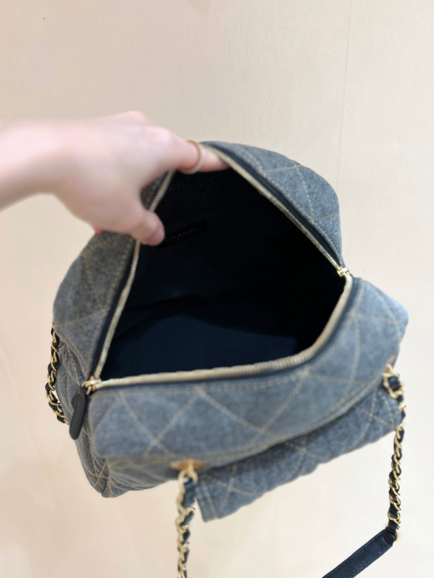 BOWLING BAG 33 IN SANTAS GRAY DENIM GOLD HARDWARE